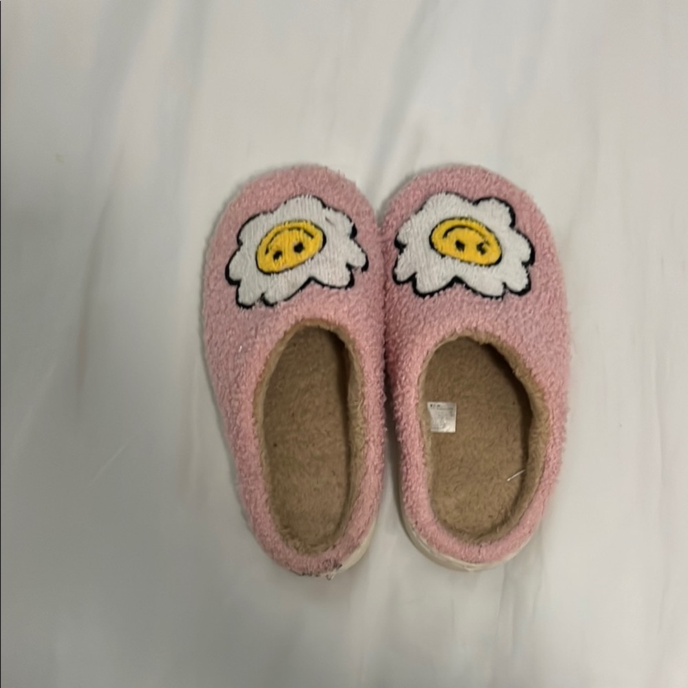 Daisy Pink Slippers